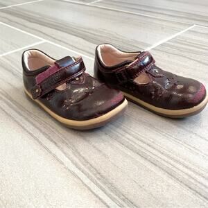 I-Walk Burgundy Patent Leather Velcro Mary Jane Shoes